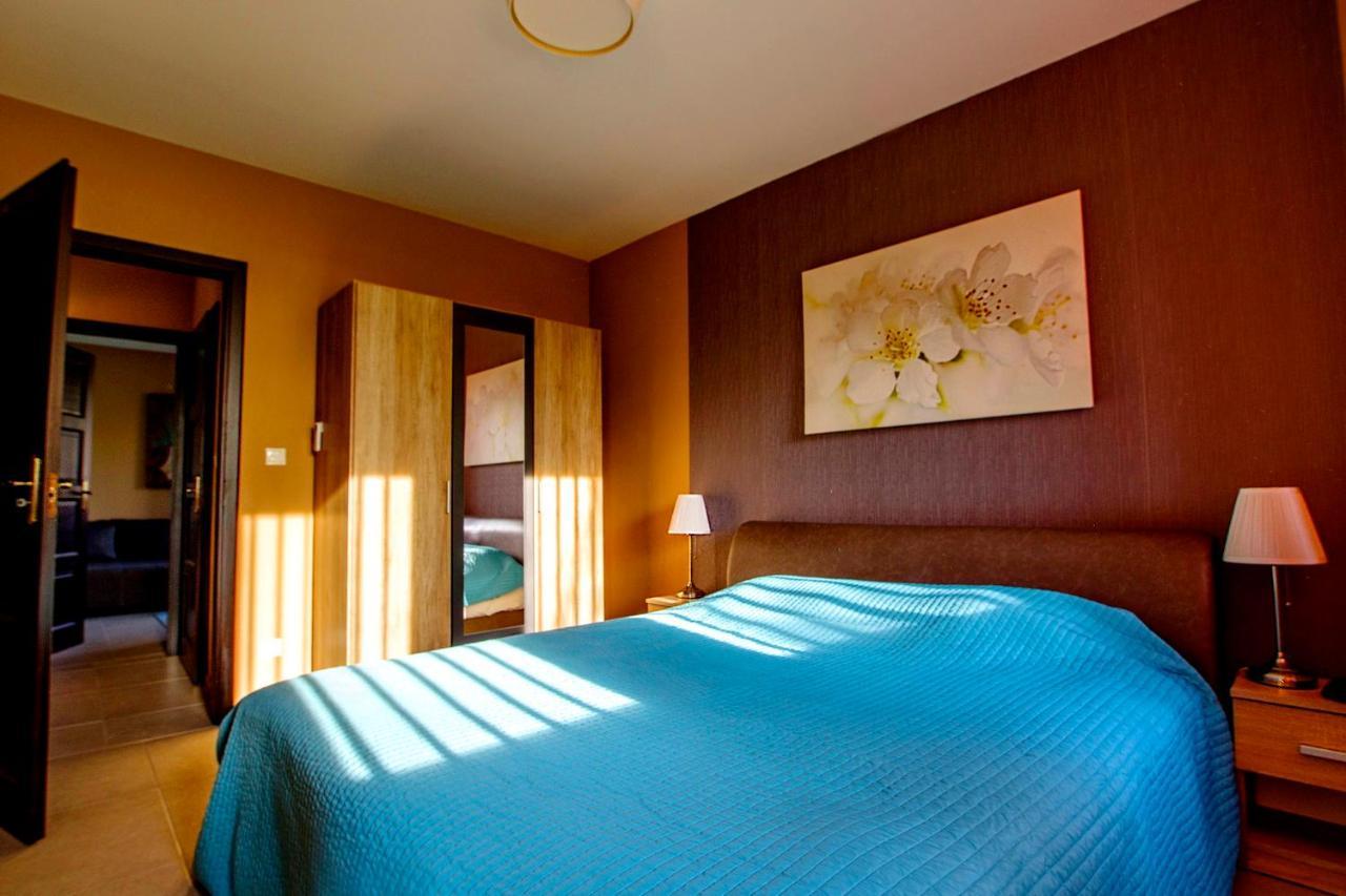 Panorama Apartman Apartment ซามาร์ดี ภายนอก รูปภาพ