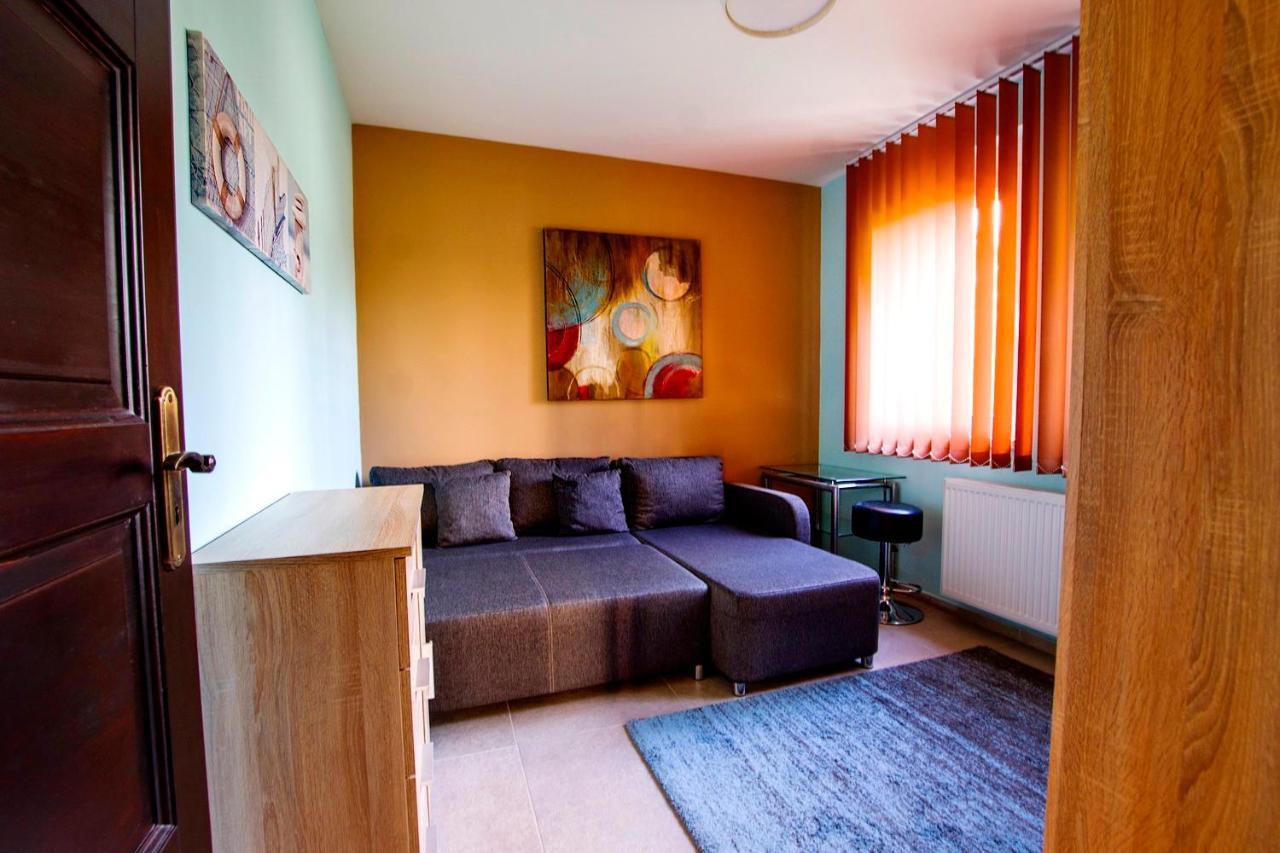 Panorama Apartman Apartment ซามาร์ดี ภายนอก รูปภาพ